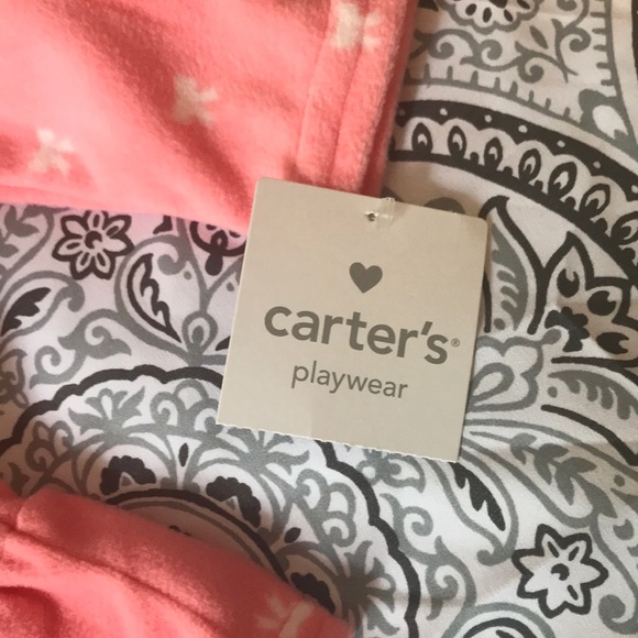 Carter’s sweater - Picture 2 of 3